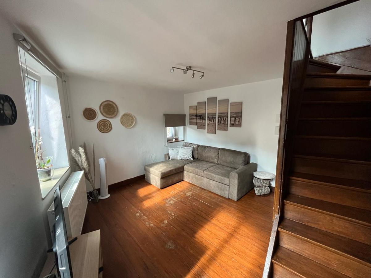 Charmante Petite Maison A Olne エクステリア 写真